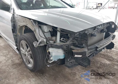 2018 Hyundai Sonata Sport z USA, uszkodzony, nr VIN 5NPE34AF6JH667635